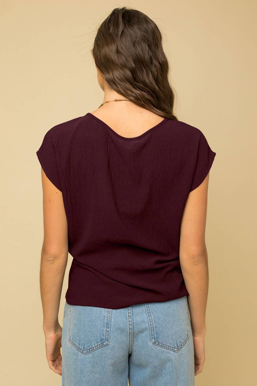 Solid Tee w/Front Knot Detail