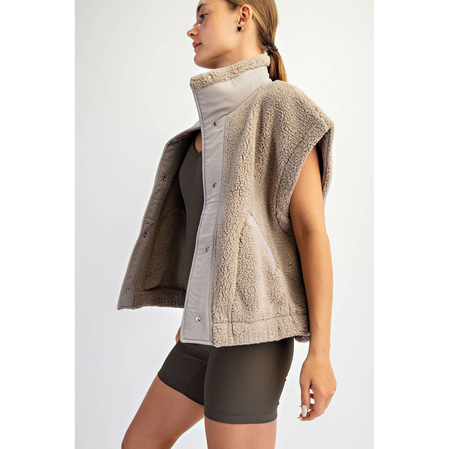 OVERSIZED MICRO SHERPA VEST