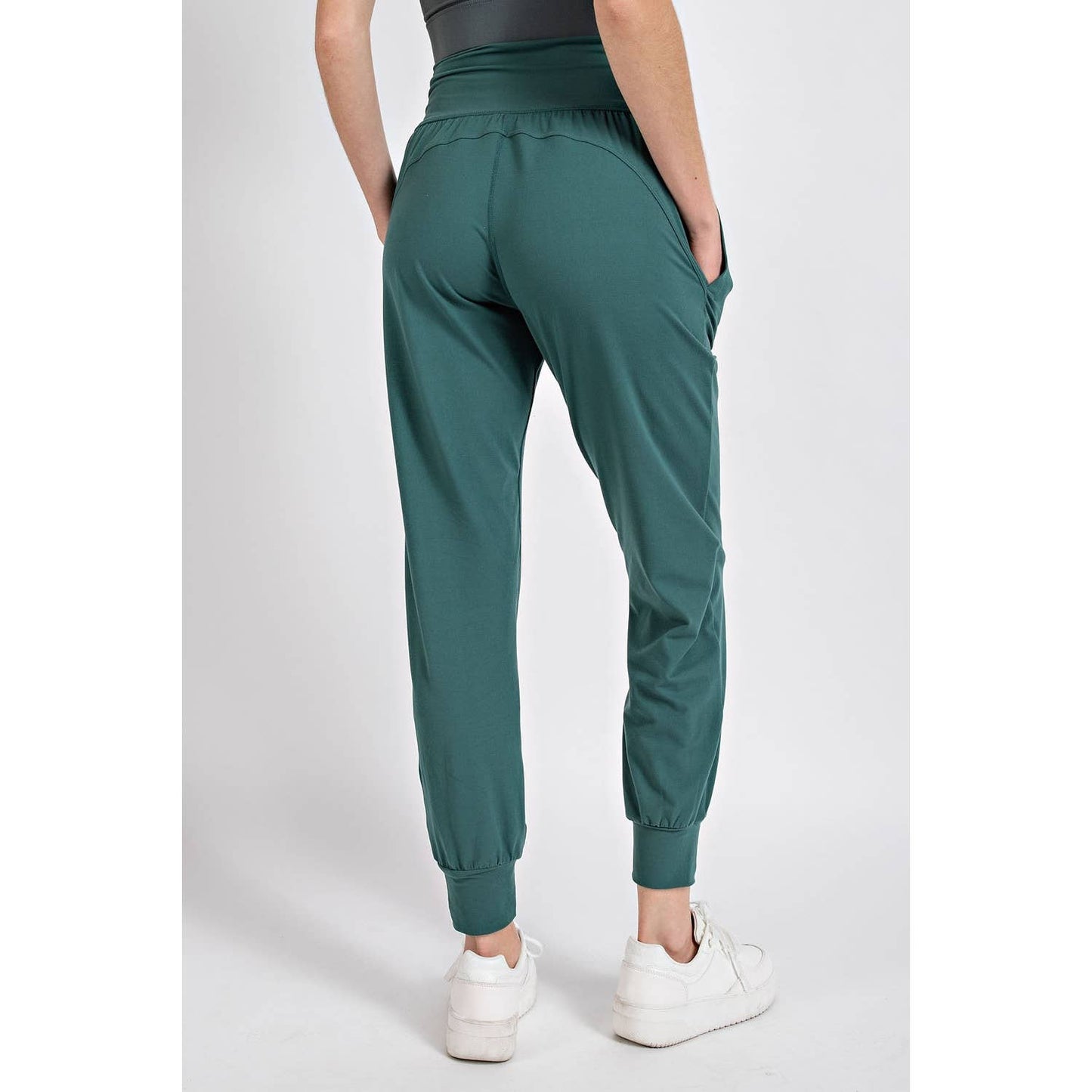 BUTTER SOFT JOGGERS WITH POCKETS