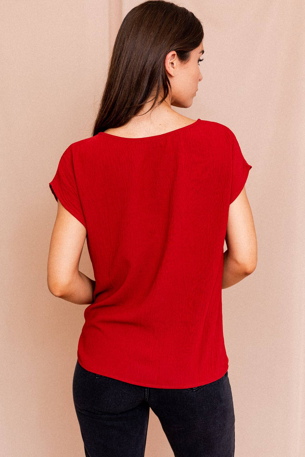 Solid Tee w/Front Knot Detail