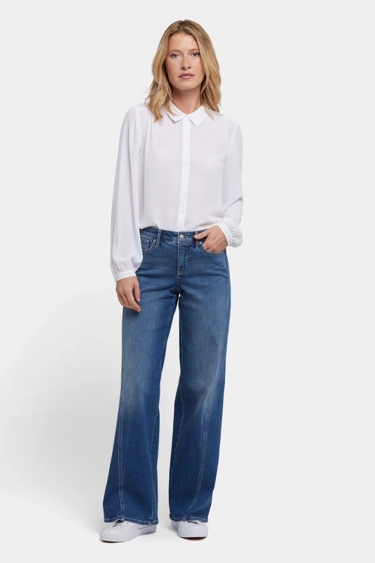 Teresa with Contour Seams