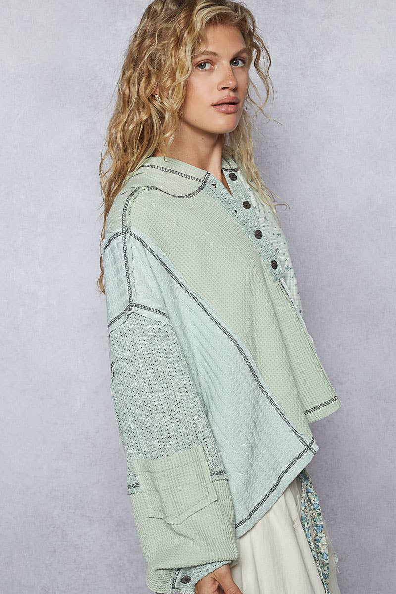 Balloon sleeve semi cropped knit top