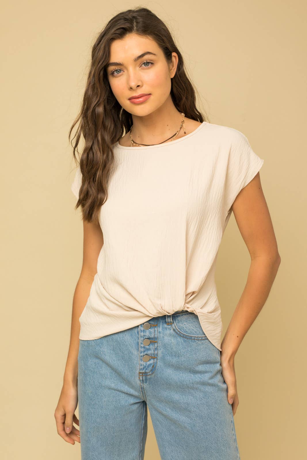 Solid Tee w/Front Knot Detail