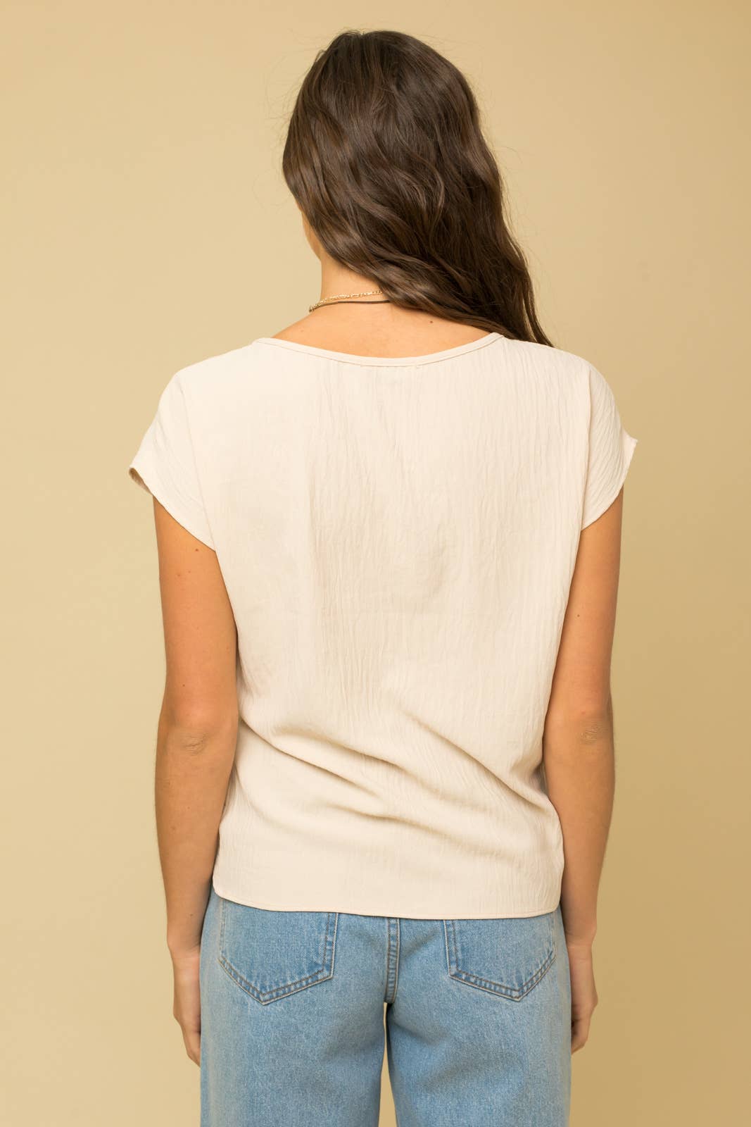 Solid Tee w/Front Knot Detail