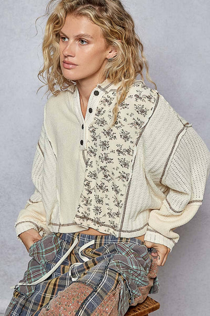Balloon sleeve semi cropped knit top