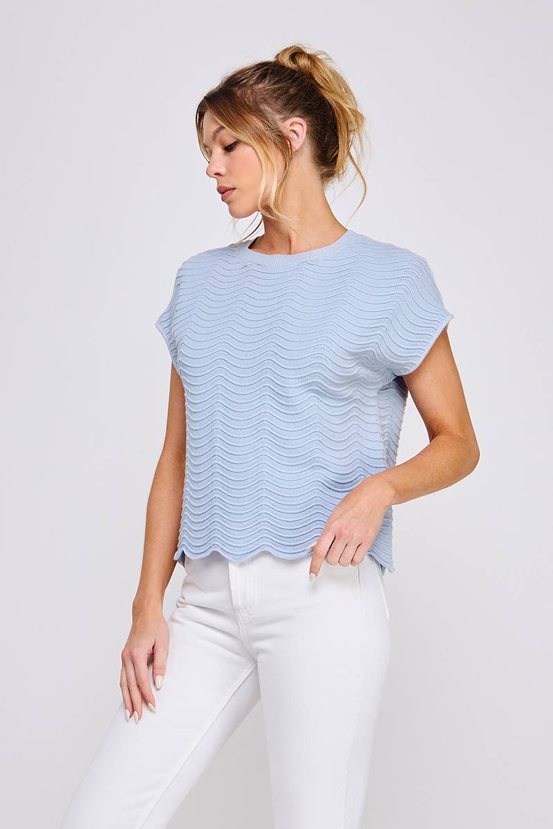 Scallop pattern relaxed knit top
