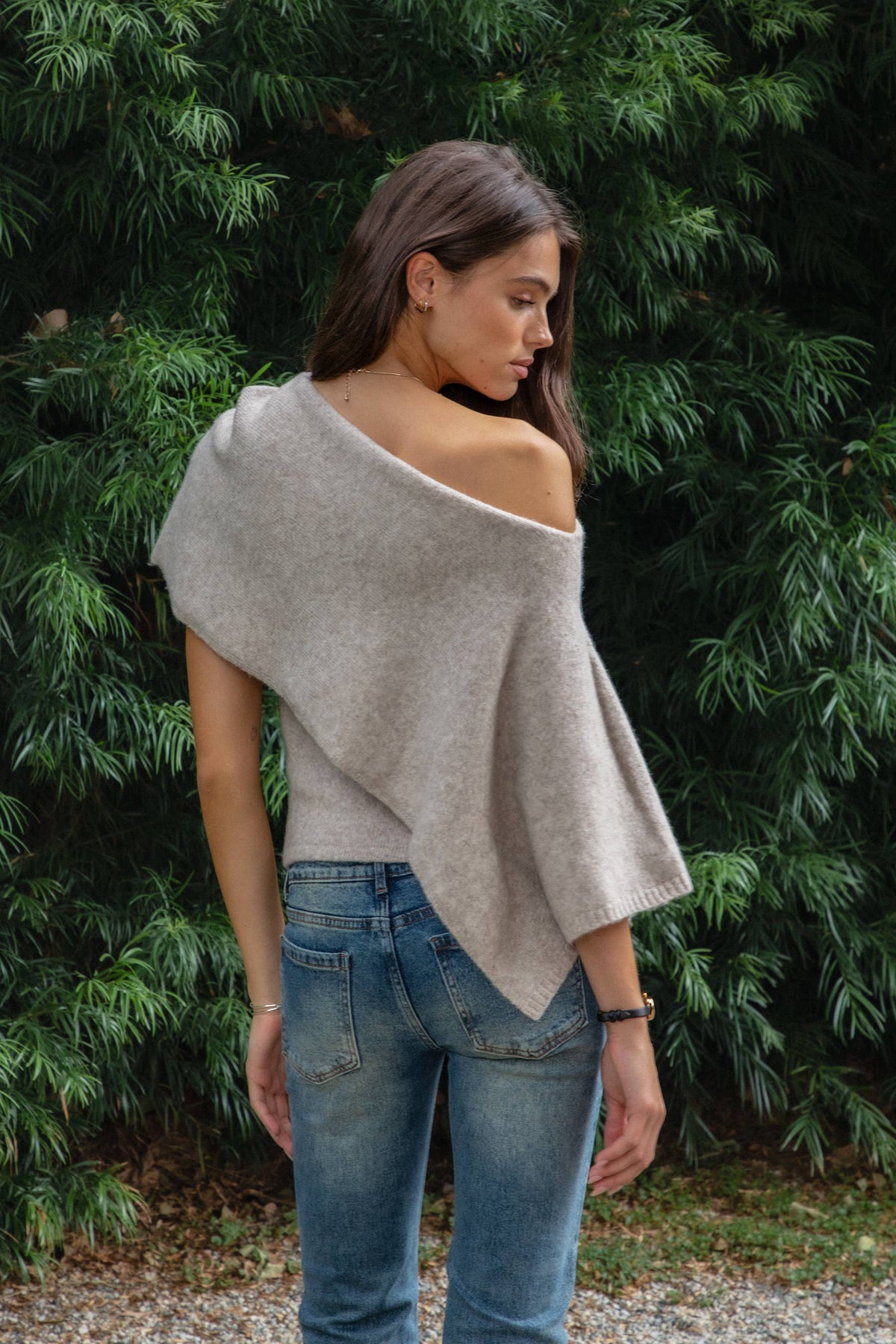 AINSLEY Asymmetric Knit Poncho