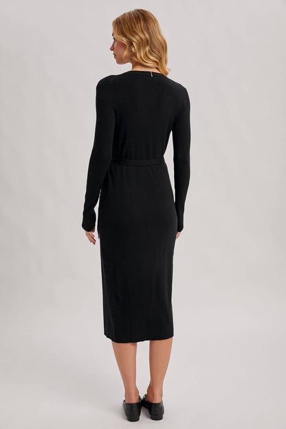 RIBBED KNIT V-NECK WRAP MIDI DRESS