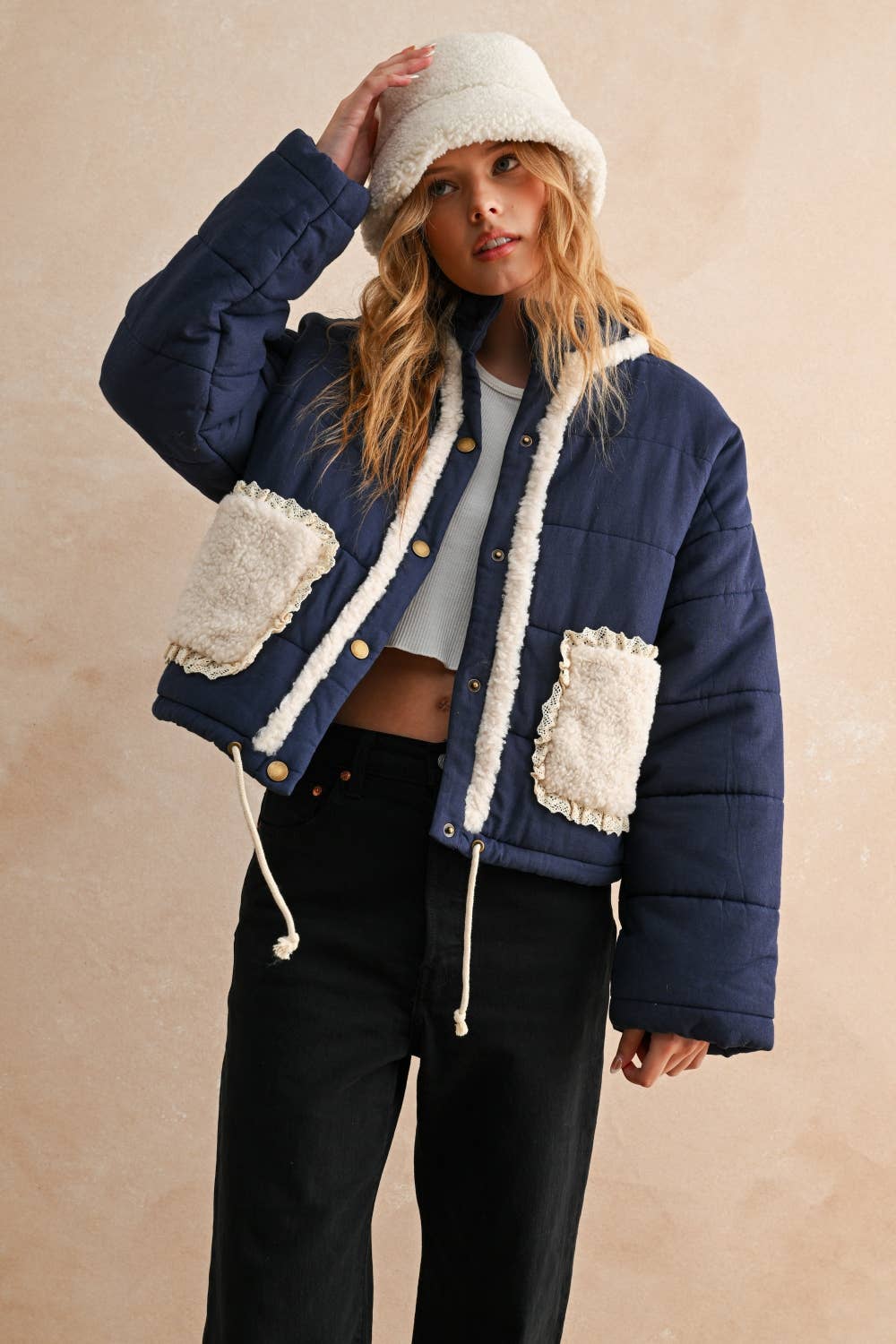 SHERPA POCKET DETAIL QUILTED JACKET
