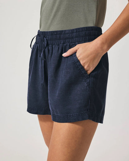 Campside Short: Navy