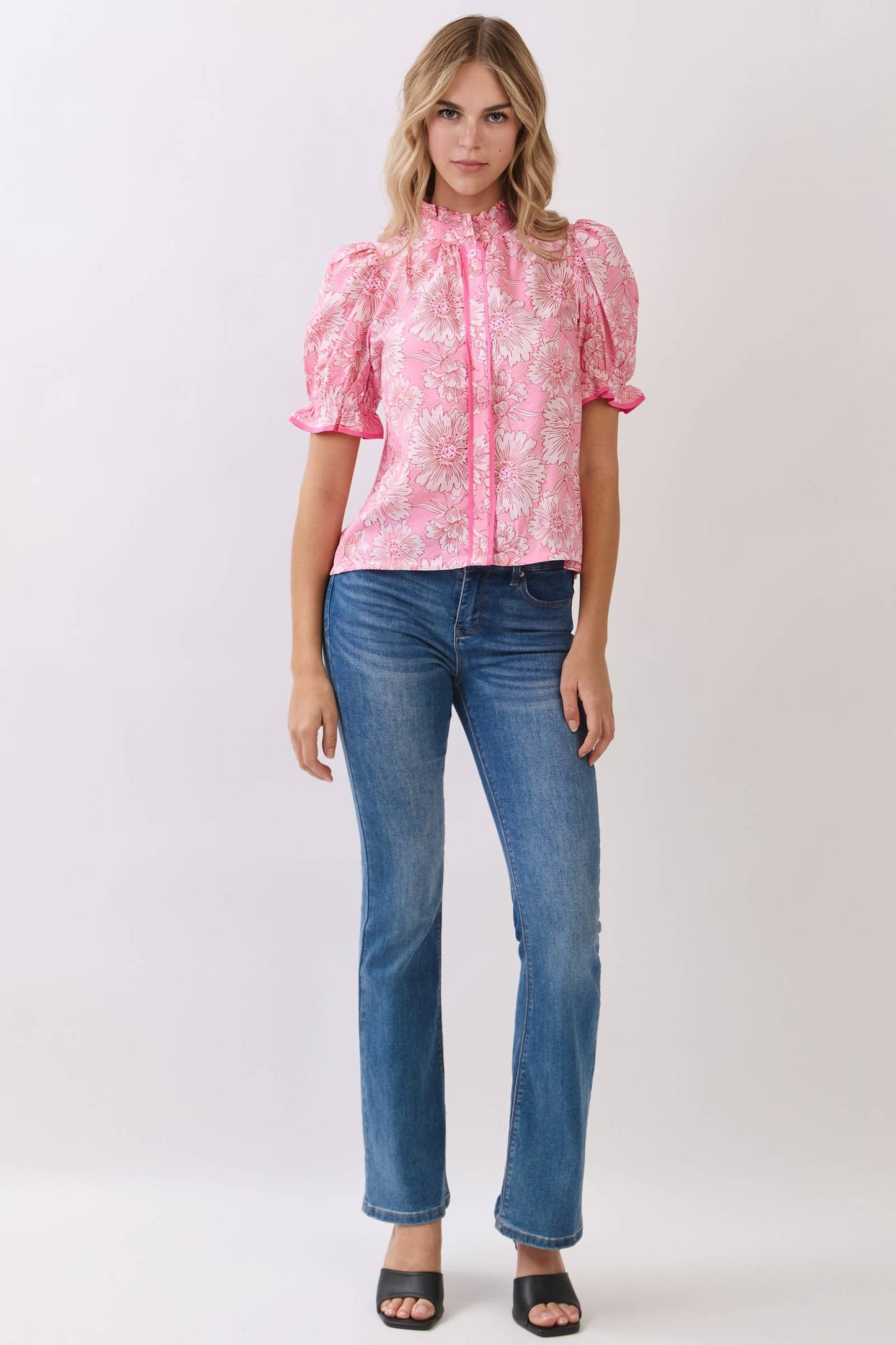 Floral Contrast Piping Puff Sleeve Blouse