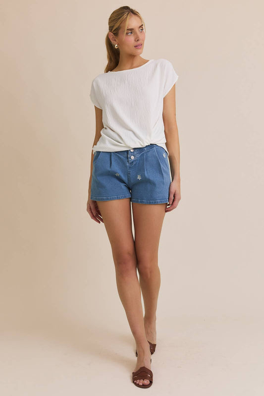 Solid Tee w/Front Knot Detail