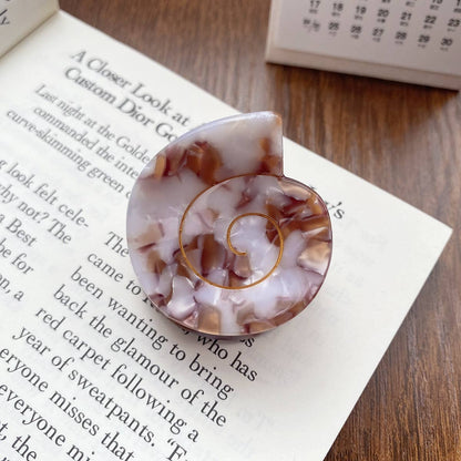 Cora | Small Round Swirly Seashell Claw Clip