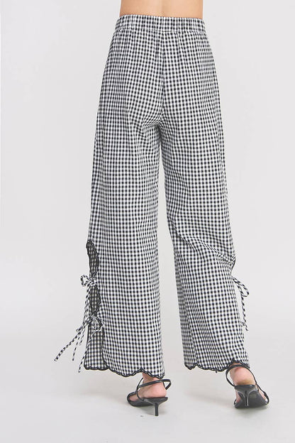 Woven Gingham Elastic Waist Pant