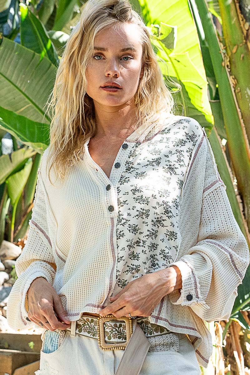 Balloon sleeve semi cropped knit top